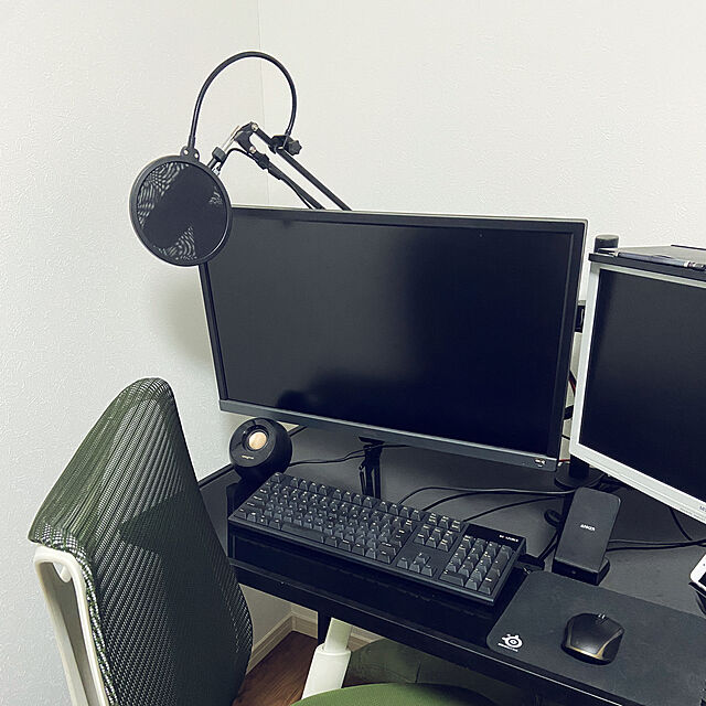 emmaのオカムラ-オカムラ デスクチェア オフィスチェア サブリナ スタンダード ハイバック 可動肘 ブラック C853BR-FSY1の家具・インテリア写真