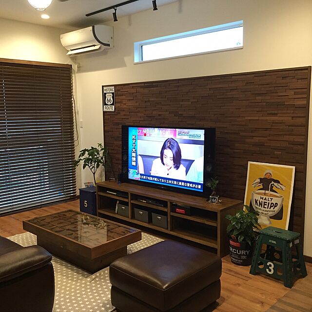 Natsumiの-FOLDING STOOL Delta(フォールディングスツール デルタ) 折り畳みチェア カラー(ブルー・オレンジ・グリーン)の家具・インテリア写真