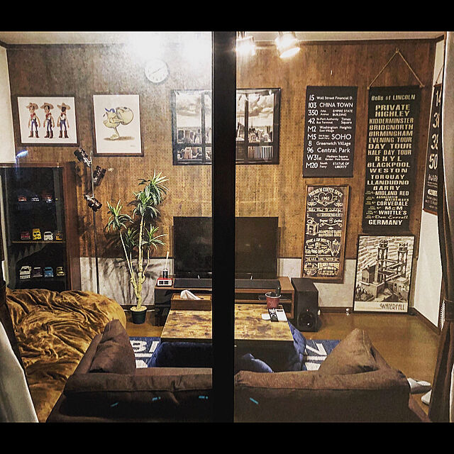 akadashiの住江織物-スミノエ 洗える ラグ モニカ 130×185cm ネイビーの家具・インテリア写真