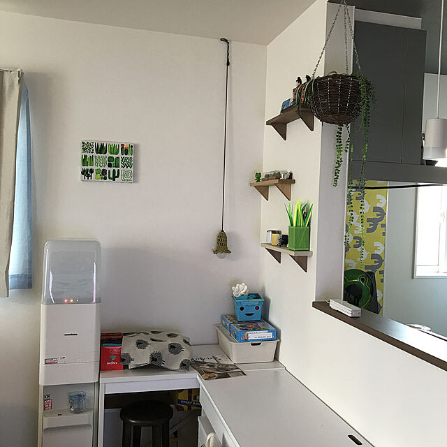 bonapetiの-ミニマルなボディーでデスクに収まる 電動えんぴつ削り ラクレ フェリシモ FELISSIMOの家具・インテリア写真