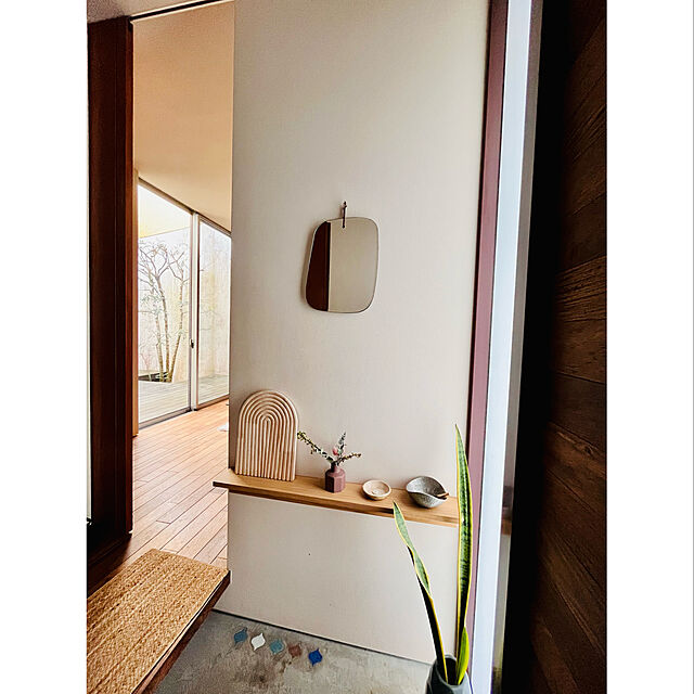 Komiyaの無印良品-無印良品 壁に付けられる家具棚 オーク材突板 ライトグレー 幅88×奥行12×高さ10cm 44520642の家具・インテリア写真