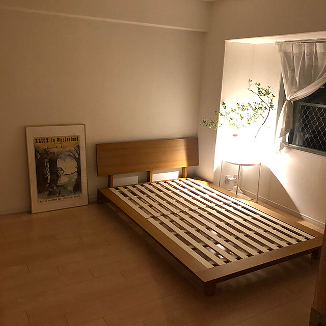 makimikanの-「 木製ローベッド THETA（シータ）」 すのこベッド ベッド 木製 フレームのみ シングルベッド 北欧 セミダブルベッド ダブルベッド シングル セミダブル ダブル ローベッド ローベット シングルベット マットレス付 ベット ステージベッド 低いベッド ローベットフレームの家具・インテリア写真