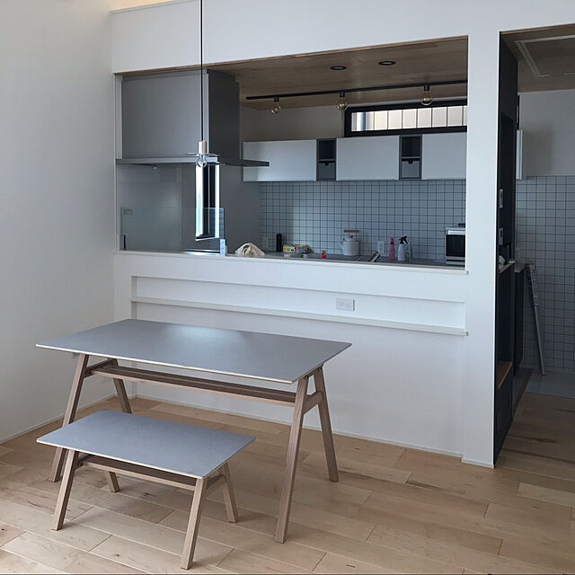 gbの-【SALE】スターク ダイニングテーブル （ホワイト）【W1500】 送料込価格の家具・インテリア写真
