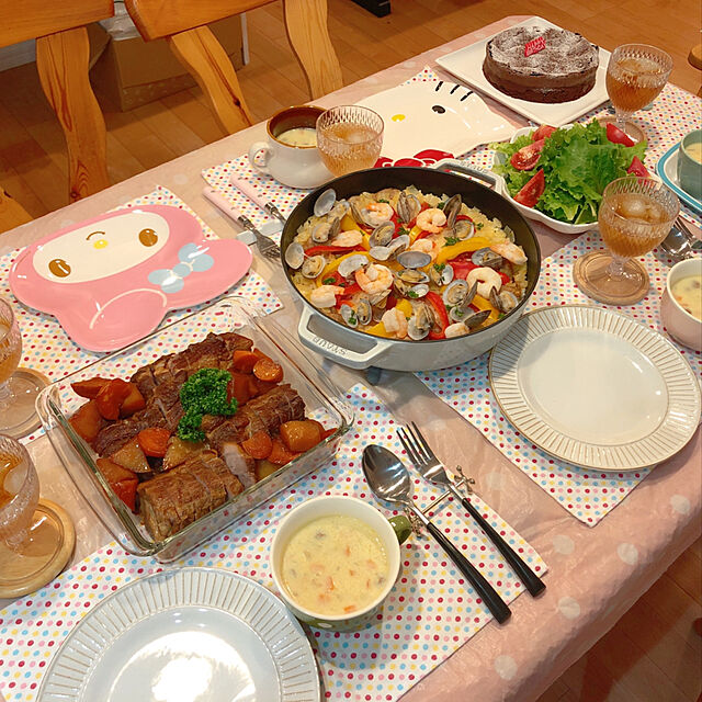 pineappleの-iwaki イワキ ケーキ焼き皿 持ち手付き 耐熱ガラス 2L 母の日 ギフト 角型 オーブンウェア グラタン皿 レンジ・オーブン可の家具・インテリア写真