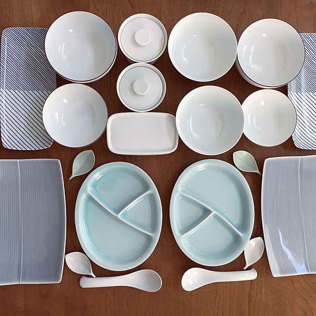 ulalauの-【波佐見焼】【白山陶器】 白山のどんぶりシリーズ 5寸深めん丼（白磁千段） 麺鉢の家具・インテリア写真