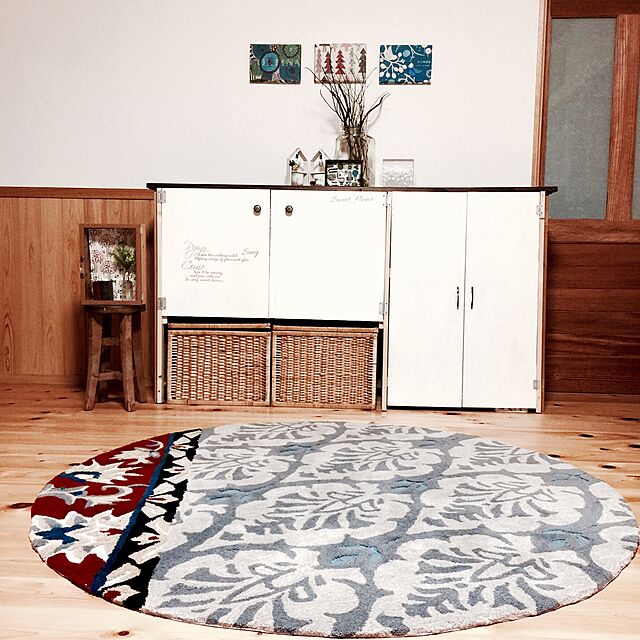 mamyuのスミノエ-北欧 ラグ カーペット 約150×150cm 円形 アンナラグ おしゃれ かわいい フック 床暖房 ホットカーペット対応 モダン スミノエ グレーの家具・インテリア写真