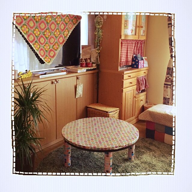 LEMONEDの-【低反発マイクロシャギーラグＬＭ900　円形・丸型Φ190ｃｍ（ラウンド）】　防音性/低反発ウレタンを使ったシャギーラグ/床暖房・ホットカーペット対応(LM900) (グリーン)の家具・インテリア写真