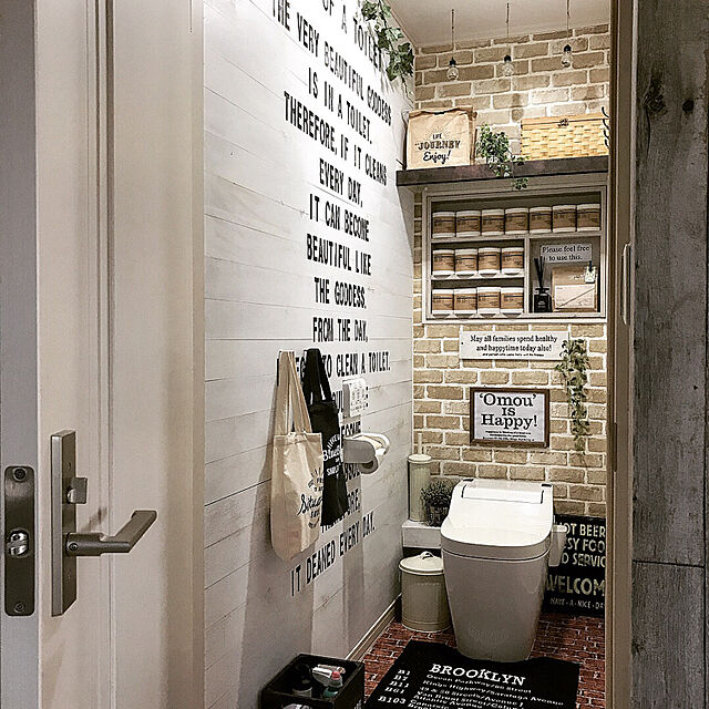 chocolate-cafeのニトリ-トイレマット(ブルックリン) の家具・インテリア写真