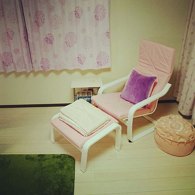 miibouのイケア-IKEA(イケア) POANG ホワイトフットスツール エードゥム ピンク b59150177の家具・インテリア写真