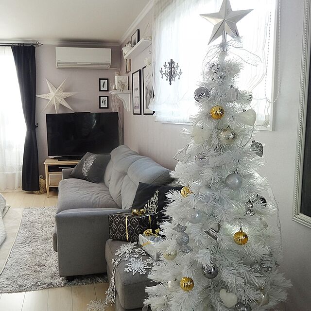 SHIROYAGIの-クリスマスに！高輝度LEDホワイトファイバーツリー150cm　『150cm　USBファイバーツリー　白』【単価7980円(税込)×1個】の家具・インテリア写真