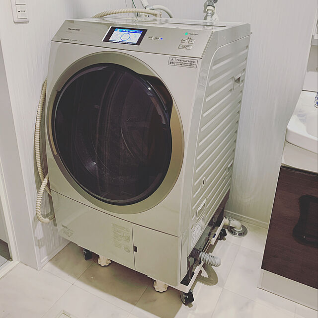 eminoahのパナソニック-パナソニック ななめドラム洗濯乾燥機 11kg 左開き 液体洗剤・柔軟剤 自動投入 ナノイーX ストーンベージュ NA-VX900BL-Cの家具・インテリア写真