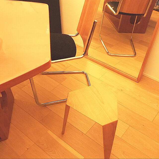 rokiの-宮崎椅子製作所 ORI オリスツール 小泉誠デザイン Miyazaki Chair Factory Makoto Koizumiの家具・インテリア写真