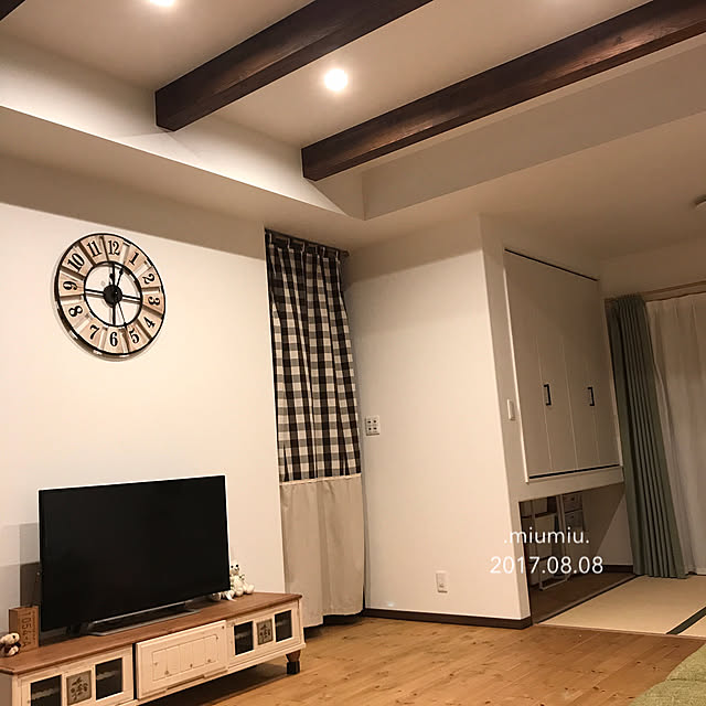 写真付きレビュー 味のある天然木を生かした巨大時計 アイアンクロック 60cm 壁掛け時計 掛け時計 おしゃれ 大きい文字 木製 見やすい 掛時計 壁掛け時計 壁掛時計 大型時計 金属 プレゼント ショップ 店舗 お店 カフェ 新築祝い レストラン アンティーク調