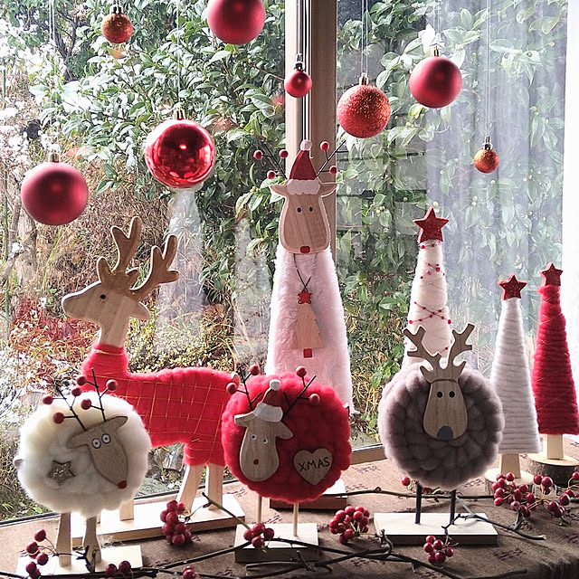 mini56のCANDYDAY-北欧風クリスマス ウールフェルトのテーブルに クリスマスの鹿 クリスマスツリーを飾ったDIY工芸品がデスクトップに飾っています 卓上インテリア おしゃれ ツリー 飾り 可愛い 雑貨 装飾イの家具・インテリア写真