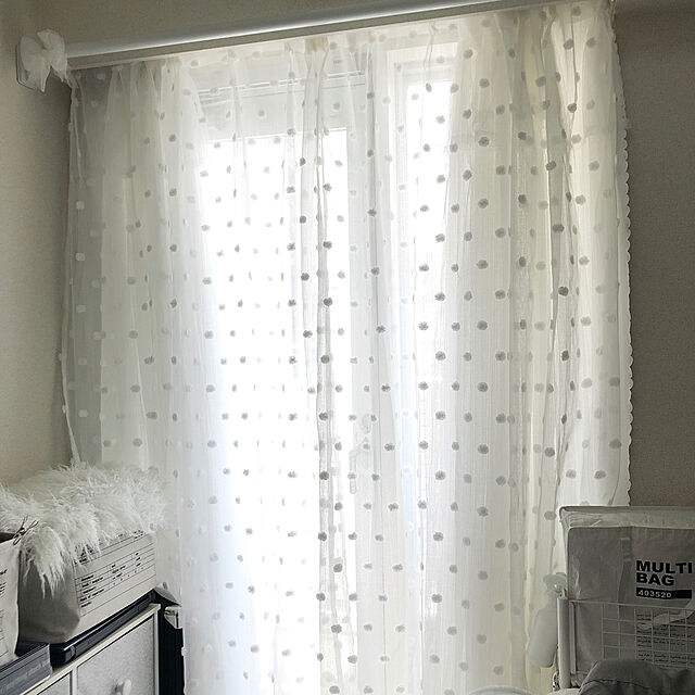 RimichalのMYSKYTEX-MYSKY HOME レースカーテン ポンポン ホワイト 幅100cm×丈133cm 透けない UVカット 白 遮熱 保温 2枚 おしゃれ 人気 可愛い部屋飾りの家具・インテリア写真