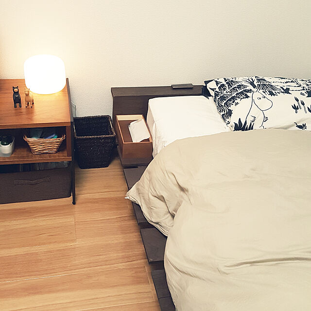marimari8888の-木製ベッドフレーム「GINO（ジーノ）」　　セミシングルベッド　シングルベッド　セミダブルベッド　ダブルベッド　すのこベッド　ウォールナット　タモ　宮付き　棚付き　コンセント付き　フレームのみ　石崎家具の家具・インテリア写真