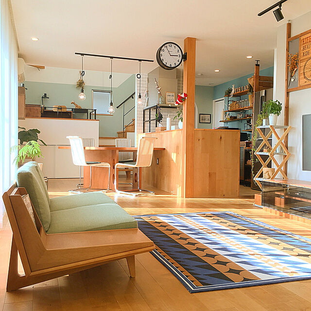 Rinの-デザインチェアクッション ラウンド35cm / ターコイズ×パステルターコイズの家具・インテリア写真