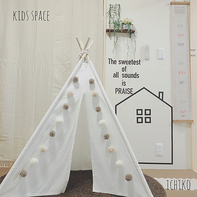 ichikoの-キッズテントおもちゃ テントハウス 子供テント 秘密基地 組み立て簡単 知育玩具 おままごと 遊び小屋 (ウッドの長さ：136cm)の家具・インテリア写真