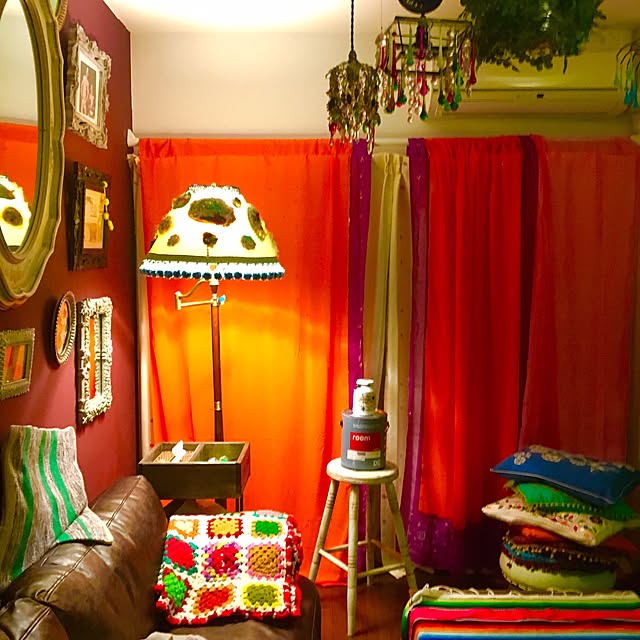mgyの池村商会-クッション マハール 丸 ブラウン φ30cmの家具・インテリア写真
