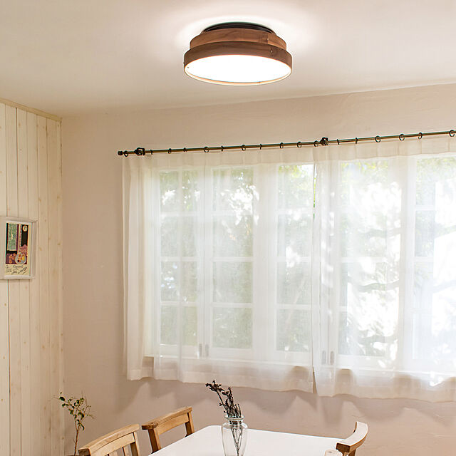 AmpouleのAmpoule-Ampoule公式 LEDシーリングライト 天然木 おしゃれ 照明 ウォルナット オーク リビング ダイニング 寝室 北欧 木目 調光 調色 照明器具 10畳 ヴァルマの家具・インテリア写真