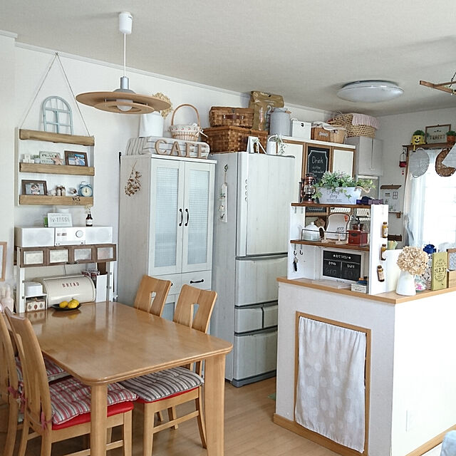 yuu.hの-食器棚 キッチンボード 60幅 ホワイト (fll-0011-wh) 木目調 キッチン 収納 ダイニング 60cm幅 Lycka land フレンチカントリーの家具・インテリア写真