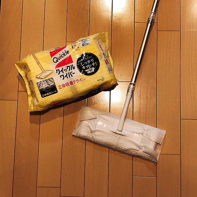 yukaikoinuの-KAO クイックルワイパー 立体吸着ドライシート 40枚入 クイックルワイパー 取替えシート フローリングクリーナー 清掃 掃除 洗剤の家具・インテリア写真