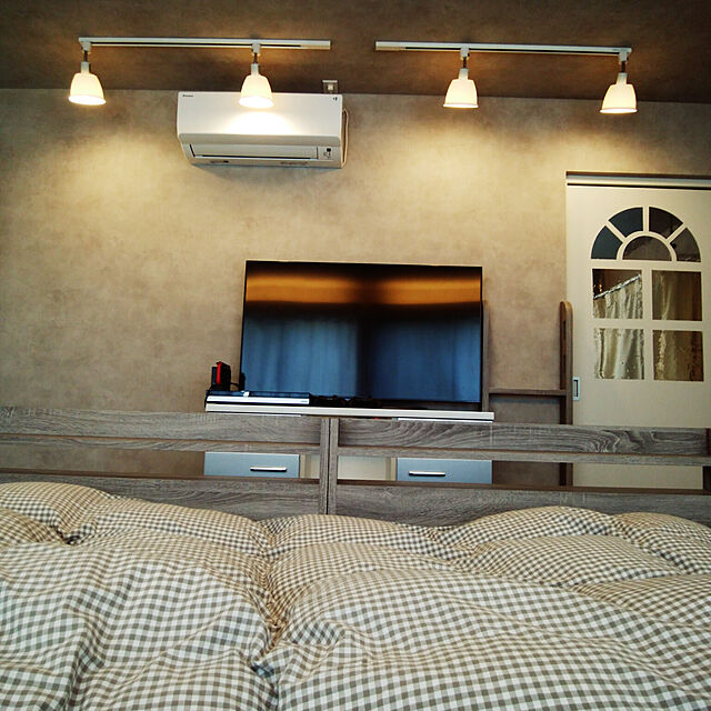 youの-ずっと使える 2段ベッドにもなるワイドキングサイズベッド Greytoss グレイトス ベッドフレームのみ スタンダード ワイドK200　サイドガード2本 　木製 おしゃれ 多機能 棚付き すのこ床板 2段ベッドの家具・インテリア写真