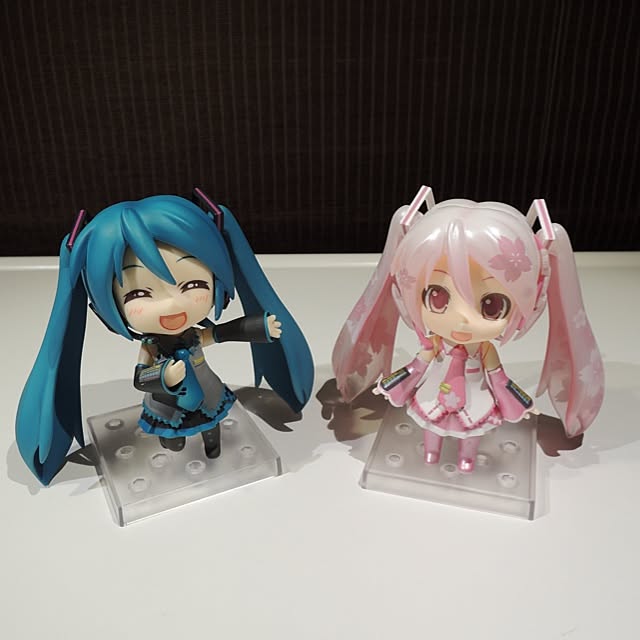 Pasadenaのグッドスマイルカンパニー-ねんどろいど 初音ミク 応援ver. 約100mm (ノンスケール) ABS & PVC製 塗装済み 可動フィギュア (Cheerful JAPAN限定)の家具・インテリア写真