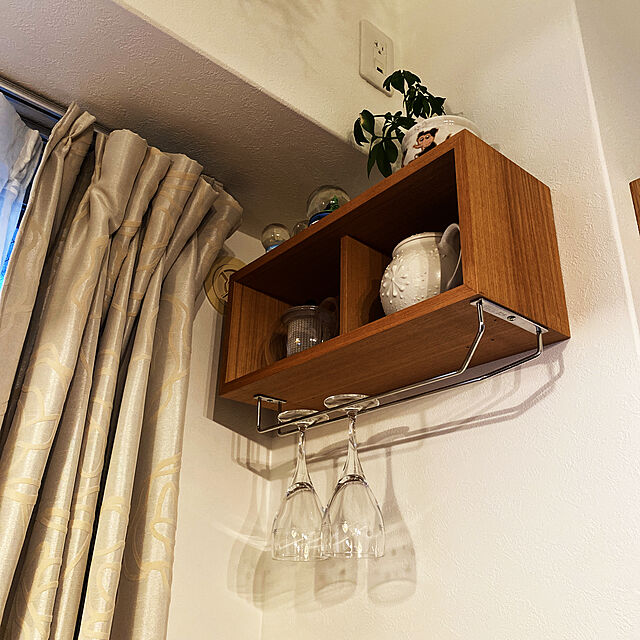 hanaのＧｒａｎ　Ｒｏｉ-Gran Roi 収納 便利 ワイン グラス ホルダー シャンパン 空間 スペース 有効活用 (アンティーク・1列)の家具・インテリア写真