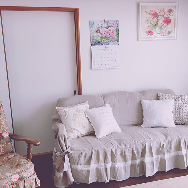 liryの-フレンチリネンのリボン式ソファーカバーの家具・インテリア写真
