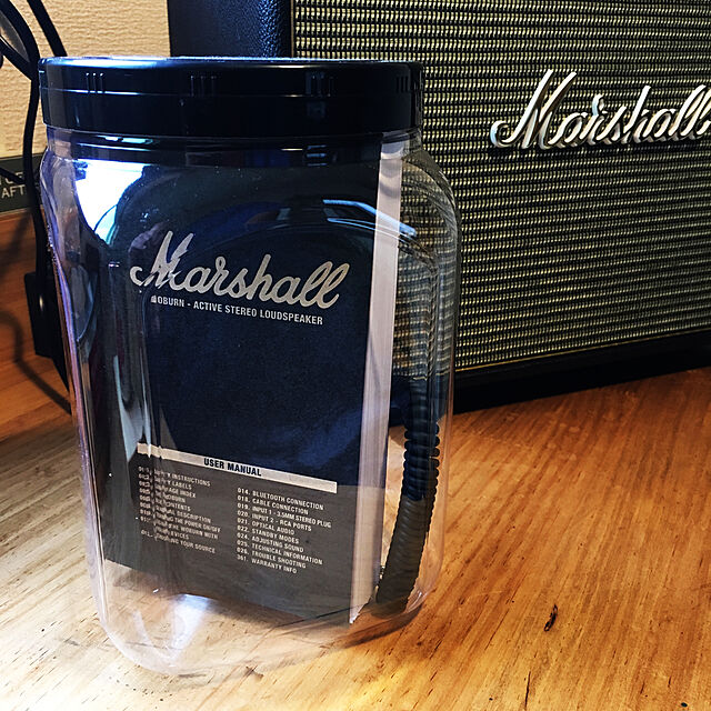 NacNacの-Marshall WOBURN マーシャル 「ウーバーン」Bluetooth搭載のコンパクトスピーカー：ブラック ギターアンプ ヘッドフォン iPhone スマートフォン アメリカ雑貨 アメリカン雑貨の家具・インテリア写真
