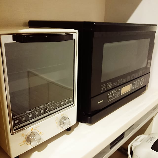 エクセラーTOSHIBA 過熱水蒸気オーブンレンジ 石窯ドーム ER-XD80(W) グランホワイト 電子レンジ、オーブン 東芝過熱水蒸気オーブンレンジ 石窯ドーム ER-XD80E2