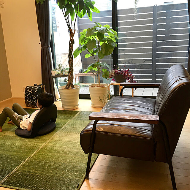 YUKAのニトリ-木製ガーデンベンチ(Sサイズ ITT)  【玄関先迄納品】 【1年保証】 〔合計金額11000円以上送料無料対象商品〕の家具・インテリア写真