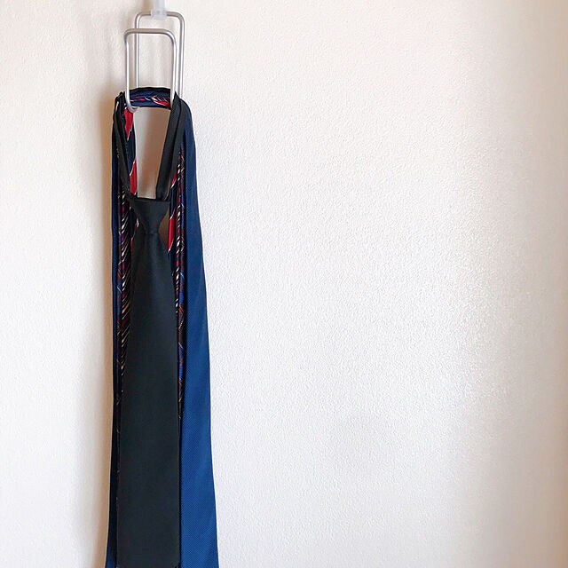 teruliの無印良品-【無印良品 公式】アルミハンガー・ネクタイ／スカーフ用約幅7×高さ23．5×奥行5cmの家具・インテリア写真