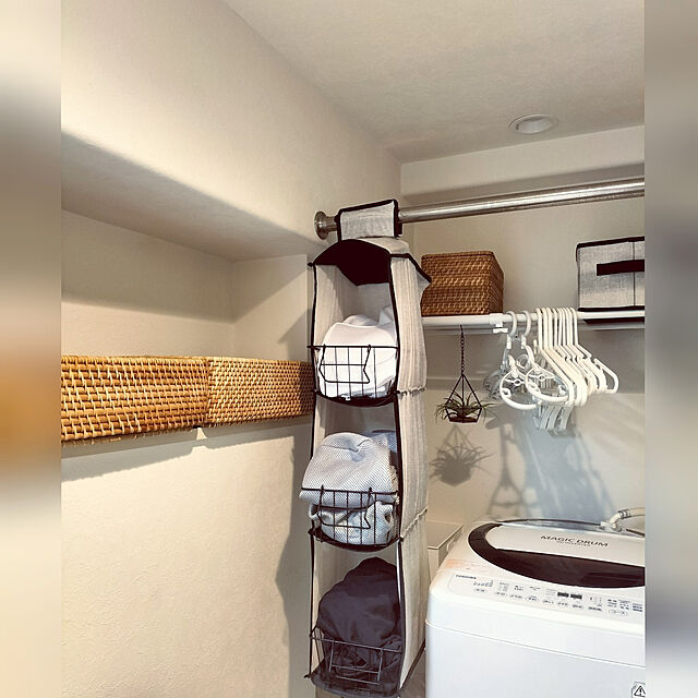 hihaのニトリ-衣類が乾きやすいハンガー　3本組 (グレー)  【玄関先迄納品】の家具・インテリア写真