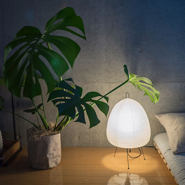 marchの-イサムノグチ　AKARI　あかり　アカリ 1A（無地）　LED電球(E26-40W相当)付属 Isamu Noguchi テーブルランプ 和紙照明【送料無料】の家具・インテリア写真