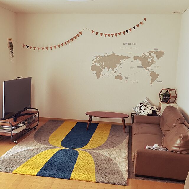 naojinの-フェイクレザーローソファーの家具・インテリア写真