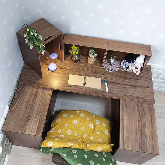 kids5のニトリ-フロアクッション・座布団カバー(シボリ2 ウグイス) の家具・インテリア写真