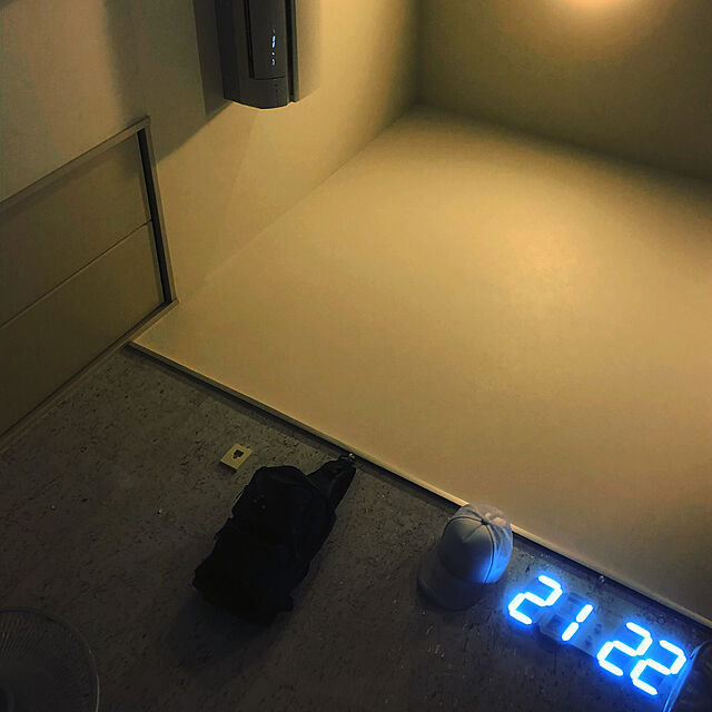 sleep1231のVANGOOD-VANGOOD LED 壁掛け デジタル時計 - 3D 立体 wall ウォール clock リモコン付き USB電源 アダプタ付き (ホワイト)の家具・インテリア写真