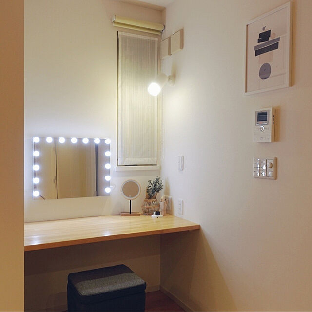 mekichinの-Fenair 化粧鏡 女優ミラー ハリウッドミラー USBポート付き 三色点灯モード 無段階調光 壁掛け/卓上兼用 14個のLEDライト付きの家具・インテリア写真