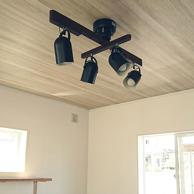 shiiiの-スポットライト シーリング シーリングライト 4灯 LED電球対応 照明 天井 おしゃれ デザイン 天井照明 クロス ウッド 天然木 スチール リモコン付き リモコン リビング 在宅の家具・インテリア写真