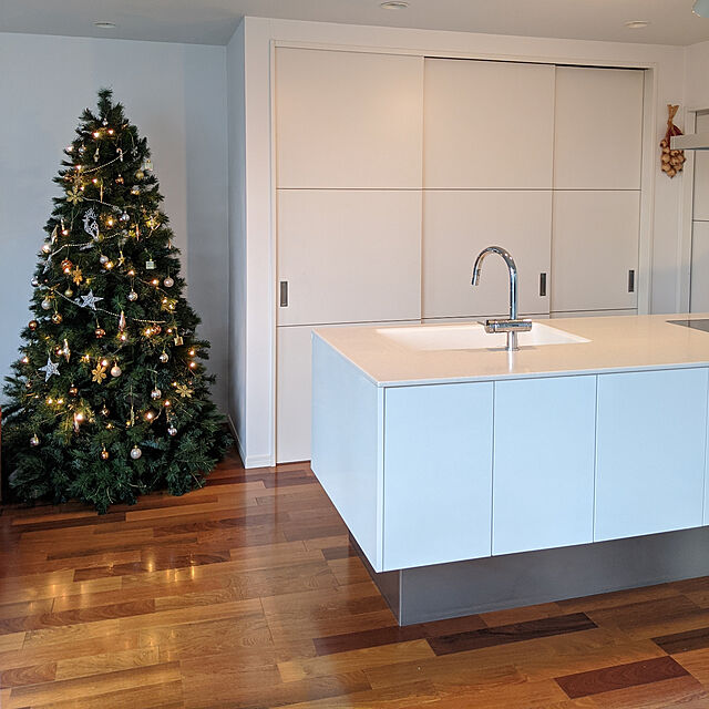 gooskaの-クリスマスツリー 210cm 北欧 おしゃれ ヌードツリー もみの木のような高級感 フェイクグリーン オブジェ ディスプレイ 2020 【おとぎの国】の家具・インテリア写真