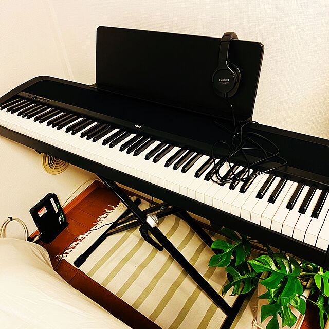 rikaのKORG(コルグ)-KORG(コルグ) B2 電子ピアノ 88鍵盤 ブラック 黒 譜面立て付属の家具・インテリア写真
