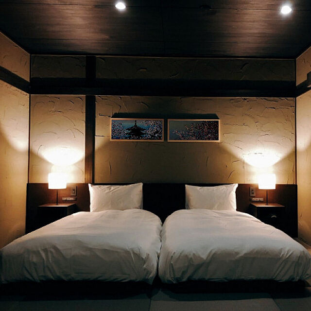 Hotel-Bedの-ホテルのピローカバー(枕カバー)少し大きなサイズ,封筒式ピローケース(白無地)もともと業務用(プロ仕様)の,少し大きいマクラカバー(まくら本体は別途)◆日本製の家具・インテリア写真