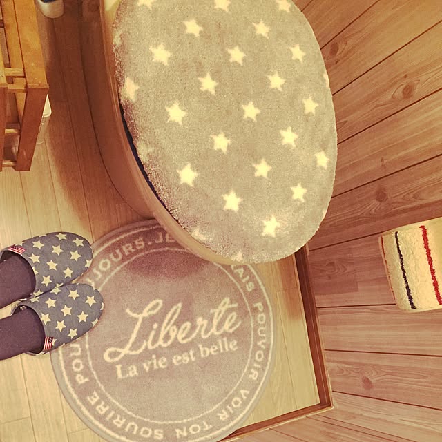 meguの-Liberte ラウンド トイレマット※トイレマット単品の販売ページです。※セット販売ではありません。の家具・インテリア写真