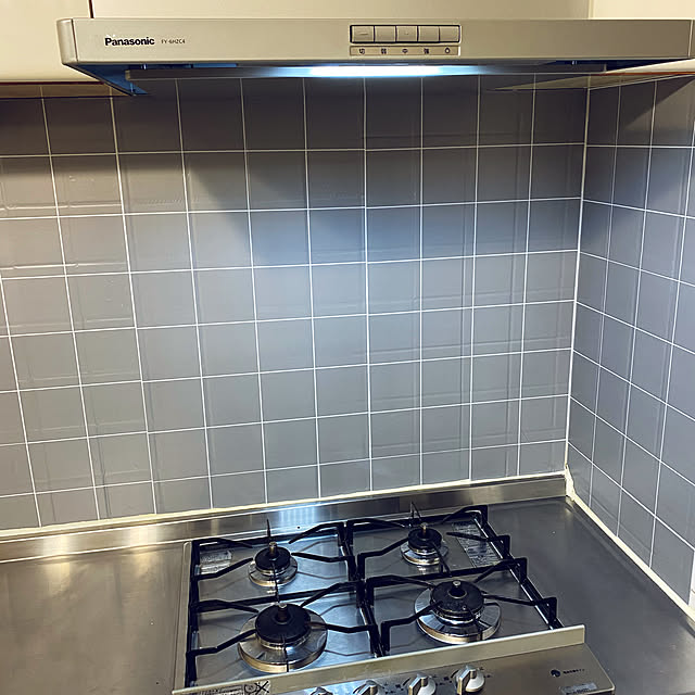 写真付きレビュー マスターリンクス キッチン リメイクシート 壁 シール 耐熱 シート 壁紙 防水 タイルシール タイルシート モザイクタイル モロッカン ドリーム ステッカー Alc 1枚の通販商品 口コミ情報 Roomclipショッピング