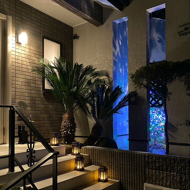 cindyhewittのAmzxart-太陽光灯、太陽光灯アウトドアガーデン金属シャンデリア点滅炎灯芝生ガーデンテラス装飾用（2個セット、ゴールド）の家具・インテリア写真