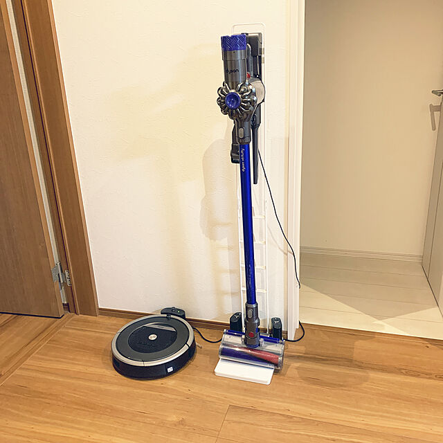 minamiの-【即納】国内正規品 ルンバ870 800シリーズ 掃除機 Roomba870 ピューターグレー お掃除ロボット アイロボット 【送料無料】【KK9N0D18P】の家具・インテリア写真