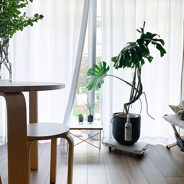 MikiのWill-Limited.-ミニテーブル ワイヤーベーステーブル デザイナーズの家具・インテリア写真