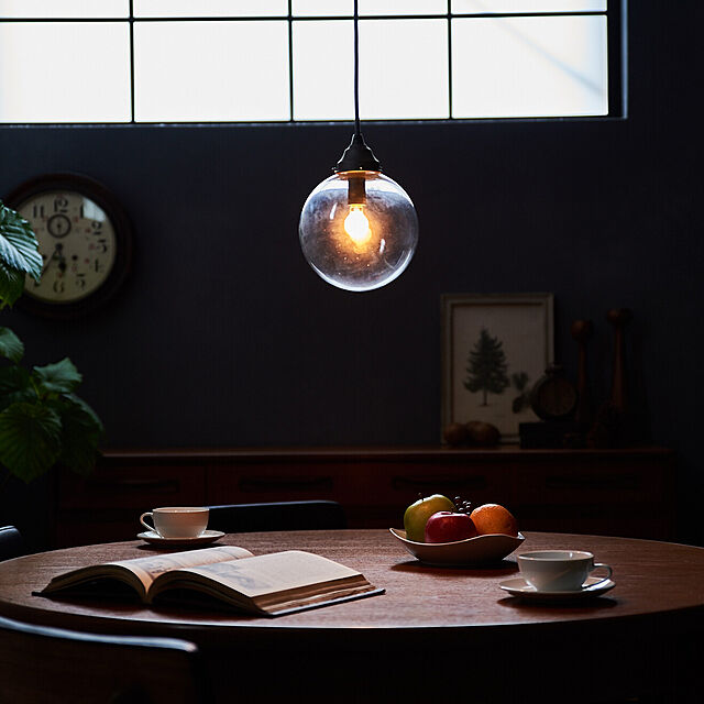roccaの六家-ペンダントランプ TANGO-pendant クリア(レトロ ガラス 照明器具 キッチン 北欧 カフェ 間接照明 インテリア照明 和風 天井照明 モダン）の家具・インテリア写真
